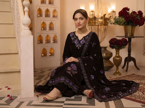 Zarmeen Emaan Premium Embroidered Velvet ZE-966 1